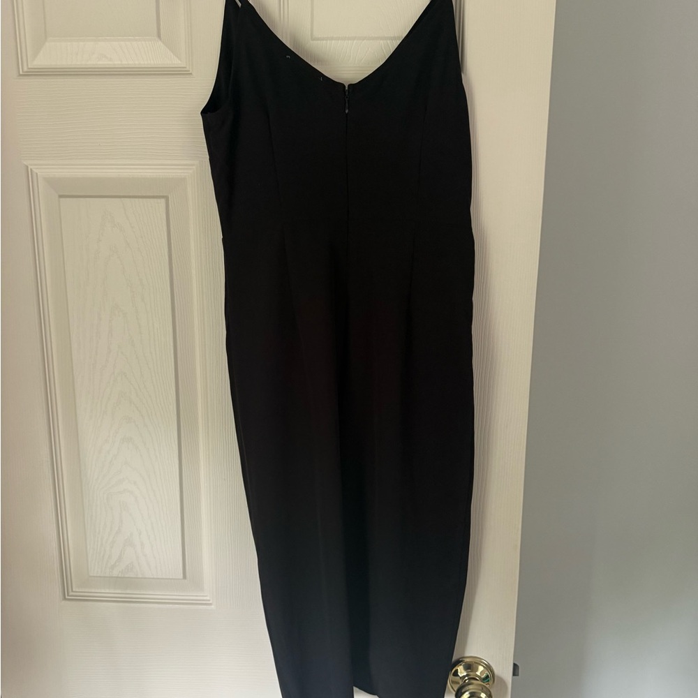 Elegant Black Sleeveless Dress